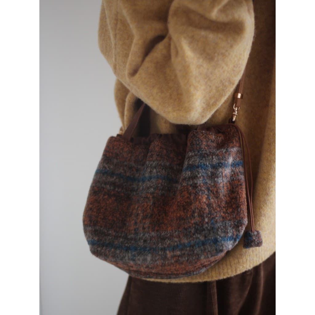 Campo de trigo impressão literária xadrez lã Diagonal bolsa laranja amarelo lago azul cor misturada Retro estilo francês