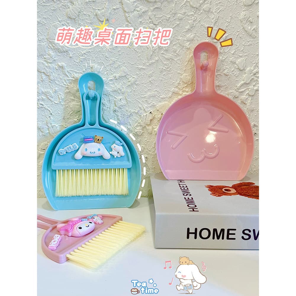 Sanrio Mini conjunto de pá de vassoura pequena bebê bonito dos desenhos animados limpeza de mesa pequena escova de vasso
