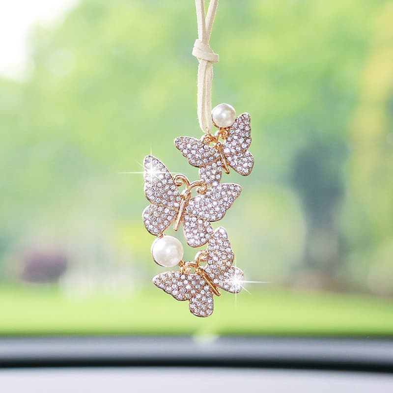 Estilo coreano requintado borboleta cravejada de diamantes carro pendurado corrente pérola três borboleta High-End Inter
