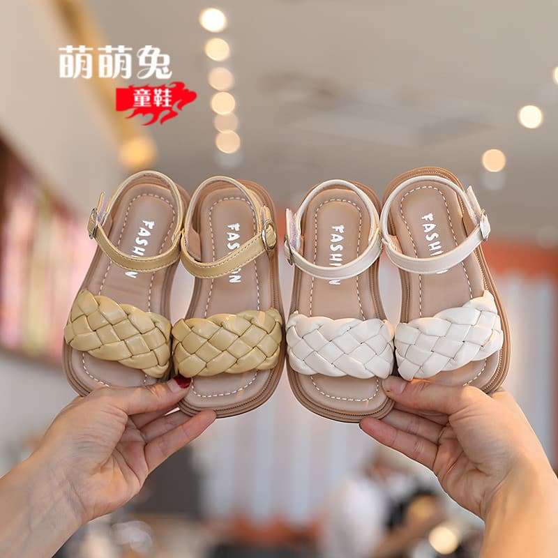 Meninas sandálias de tecido 2025 verão novo estilo bebê menina estilo ocidental sapatos princesa sola macia versão corea