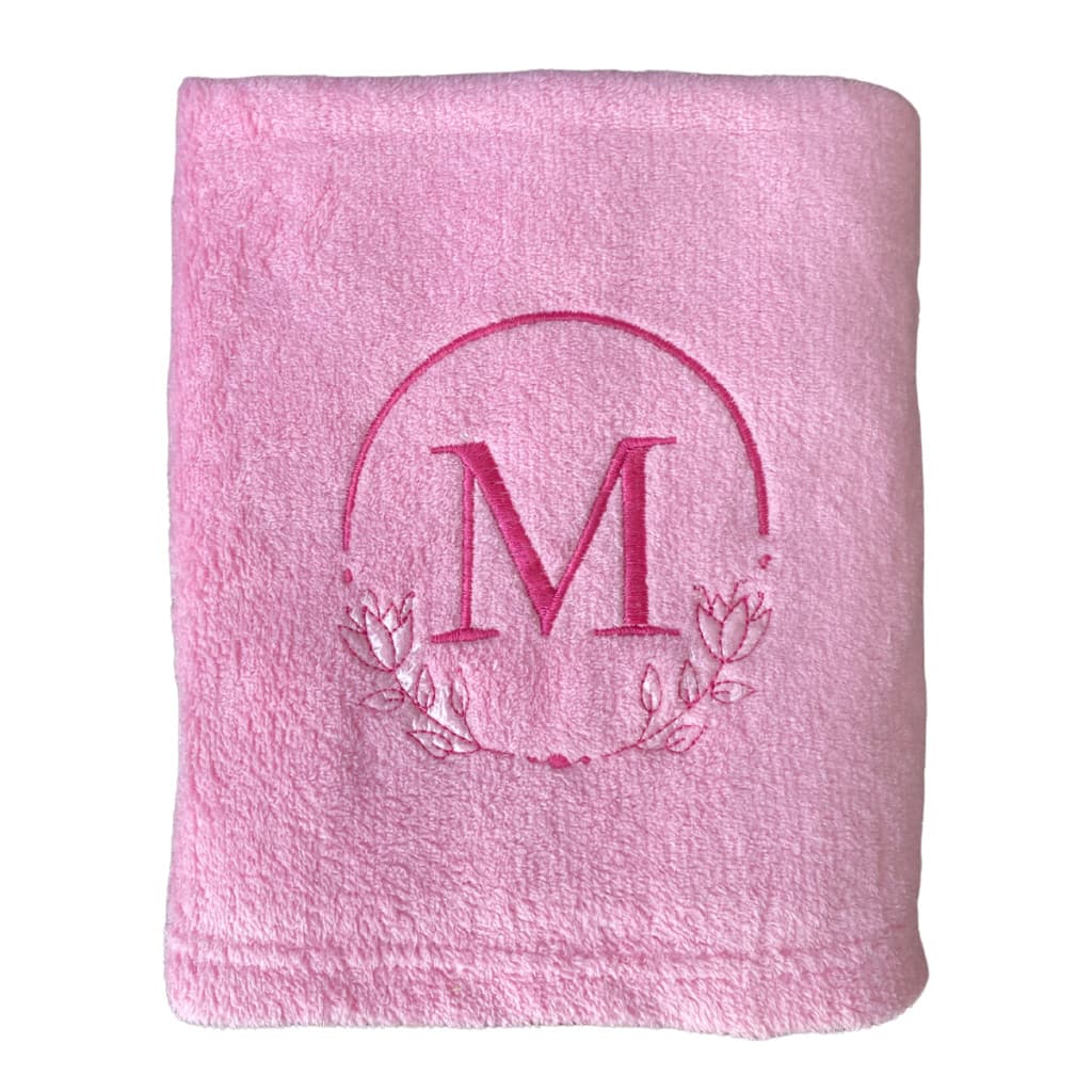 Manta Cobertor Bebê RN Infantil Microfibra Personalizada Com Letra Inicial Bordado Bebe Menino Menina