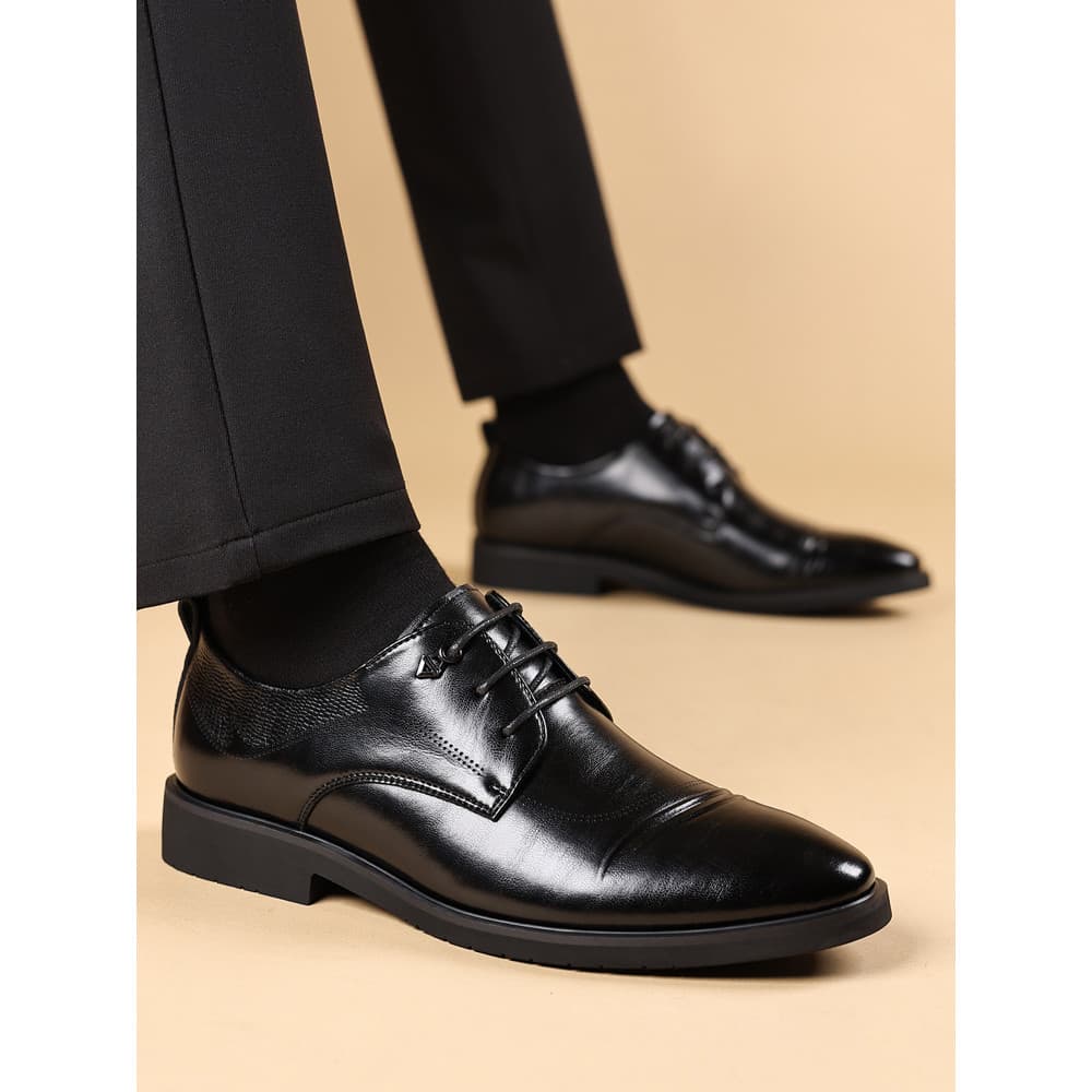 Sapatos de couro masculino estilo 2026 novo estilo Formal Wear jovens baixo-topo masculino estilo britânico negócios Cas