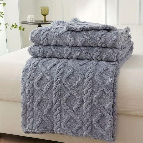 Cobertor Manta Glamour Com Sherpa Casal Dupla Face 1,90 x 2,20m Design Alto-Relevo Geométrico Sofisticado