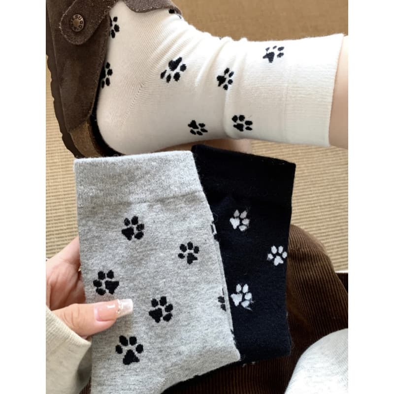 Meias femininas estilo coreano com estampa de pata de cachorrinho, meias de cano médio nas cores preto, branco e cinza,