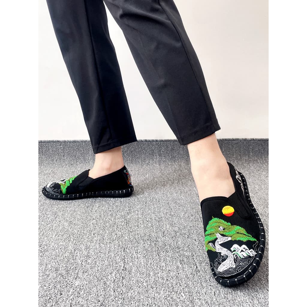 2026 novo estilo verão velho pequim sapatos de pano bordado respirável sola macia deslizamento-On artesanal não cansado