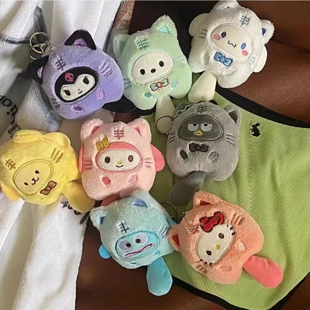Ins Cartoon Sanrio Cross-dressing Kitty Melody Fortune Cat Feio Bonito Palhaço Peixe Bolsa Charme Bonecas