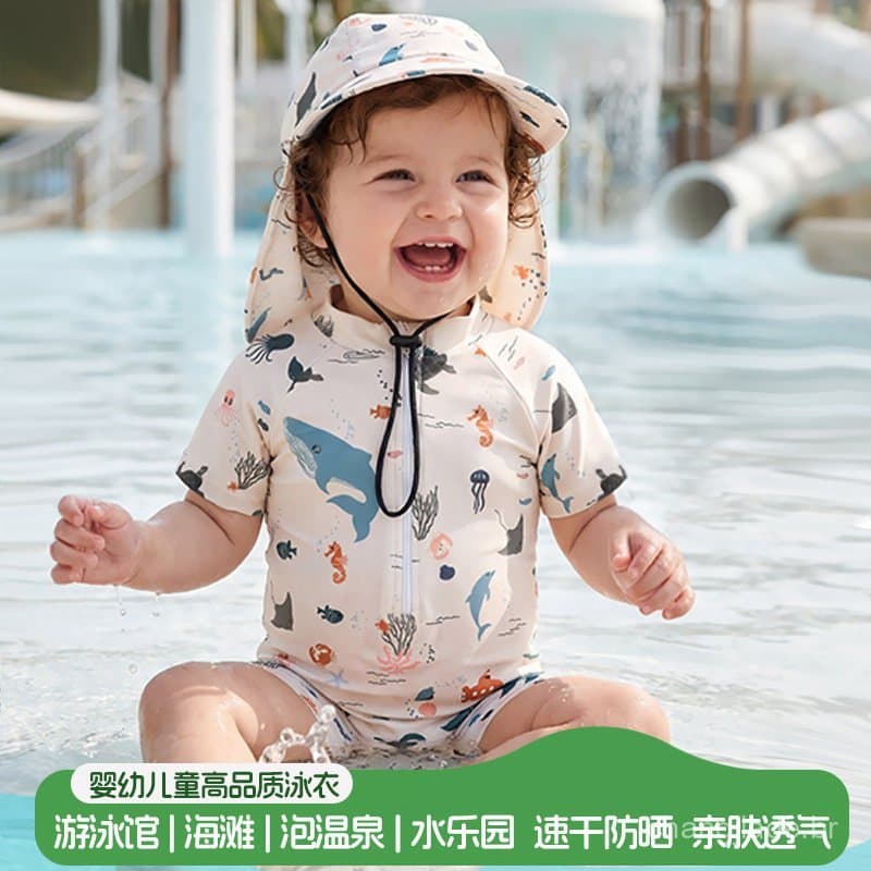 Novo traje de banho infantil classe A para meninos de poucos meses, calção de banho de peça única que protege a barriga,