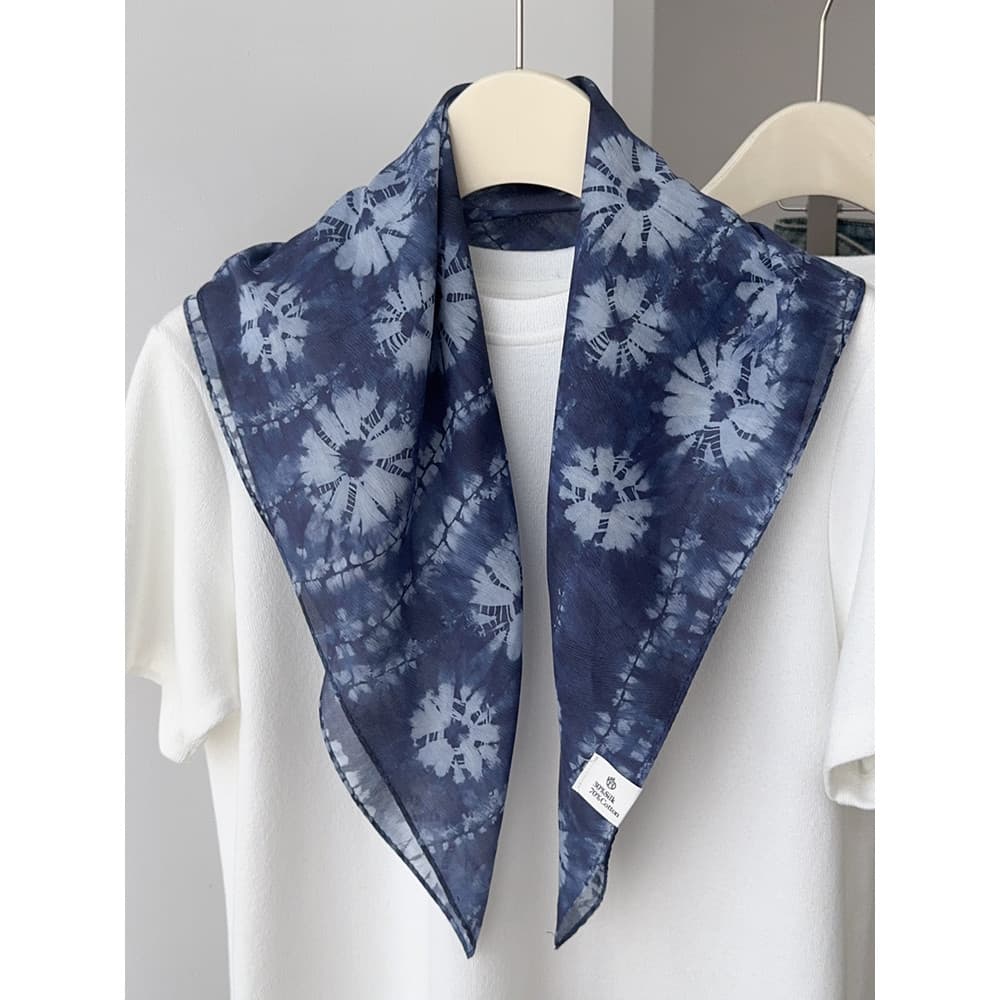 Algodão de seda misturado azul marinho dente de leão flor lenço de seda lenço quadrado cachecol feminino cintura-vedação