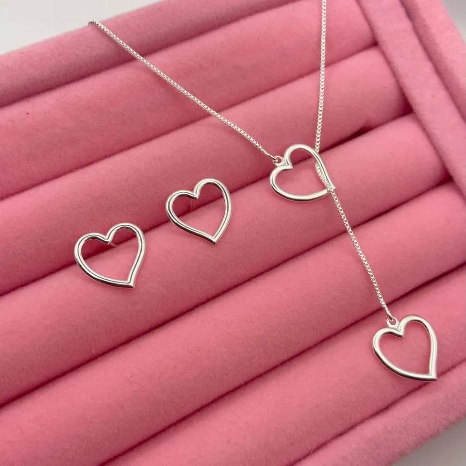 Conjunto Colar e Brinco Gravatinha de Coração Ajustável Folheado a prata925 e ouro18k