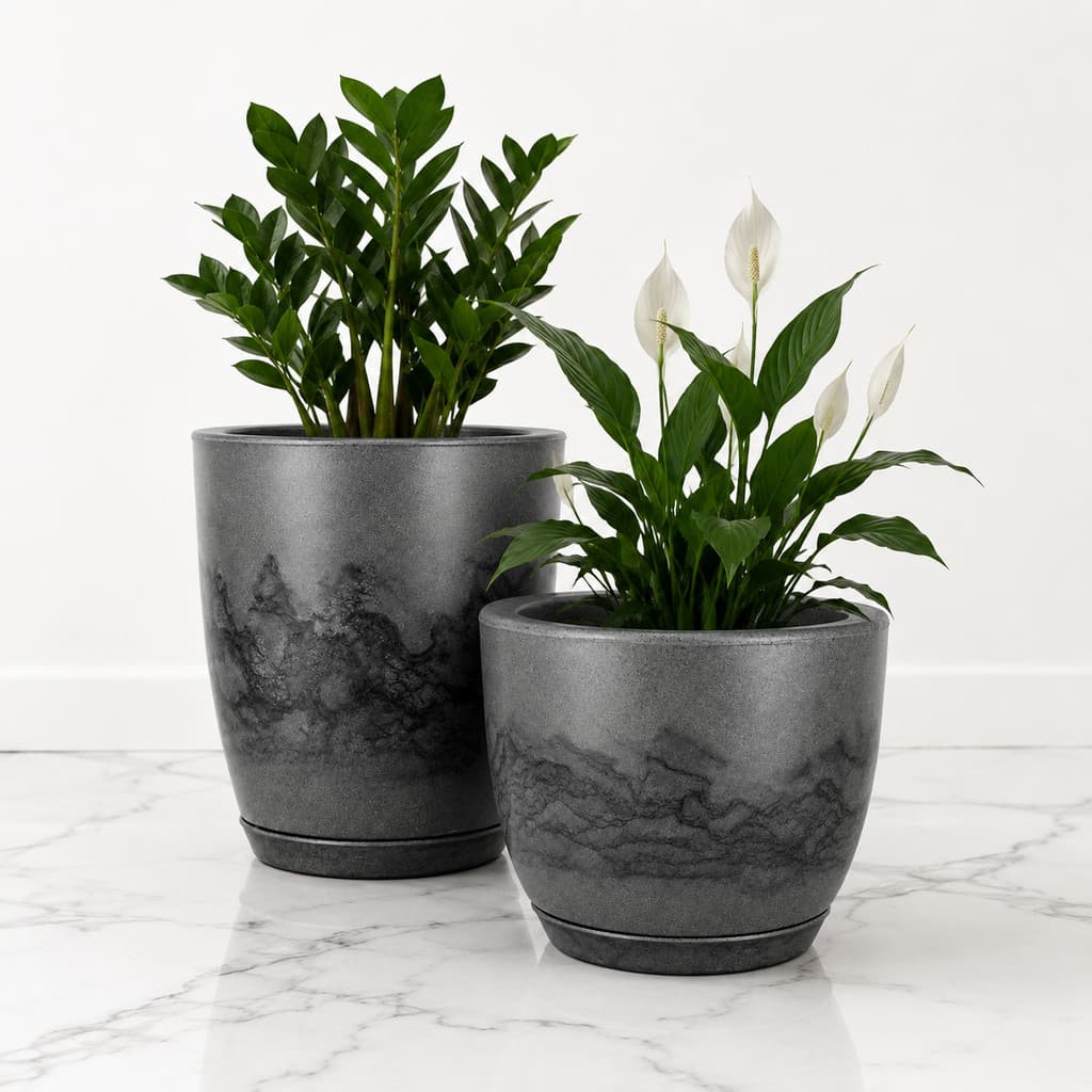 Kit 2 Vasos Decorativos Cone Bojo Liso Polido Marmorizado com Prato para Plantas Polietileno