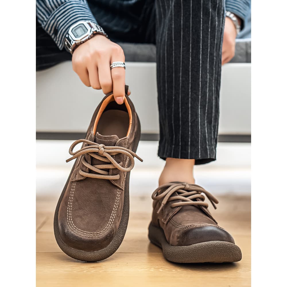 Juventude trabalho Commuter sapatos 2026 novo estilo camada superior de couro sapatos casuais masculinos respirável sola