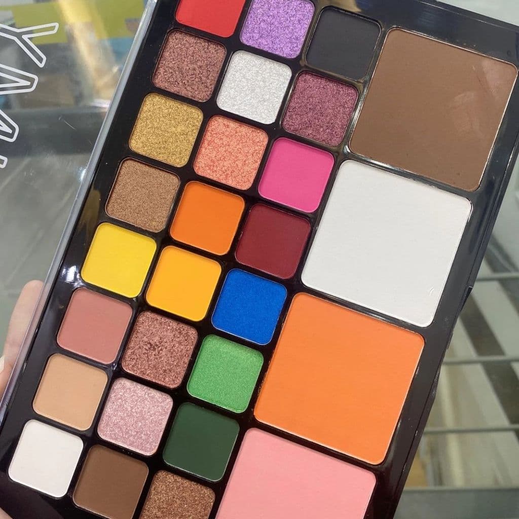 Estudante maquiagem estúdio artista dedicado 28 cores sombra Blush contorno combinação sombra cor palco maquiagem escola