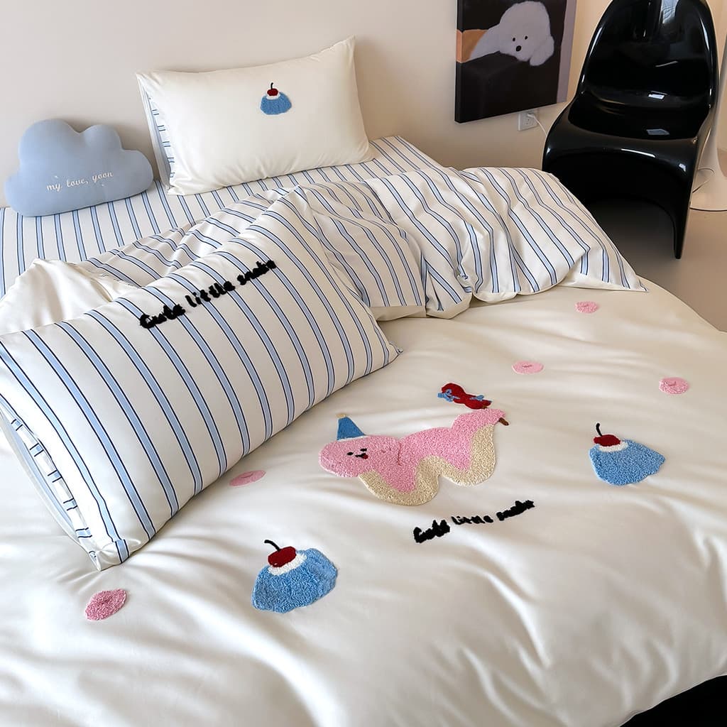 Conjunto de quatro peças de algodão puro colcha capa lençol engrossado toalha dos desenhos animados bordado cama de solt