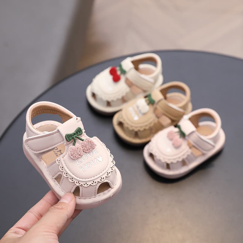 2026 primavera verão novo estilo bebê chamando sapatos da criança sandálias dos desenhos animados sapatos de sola macia