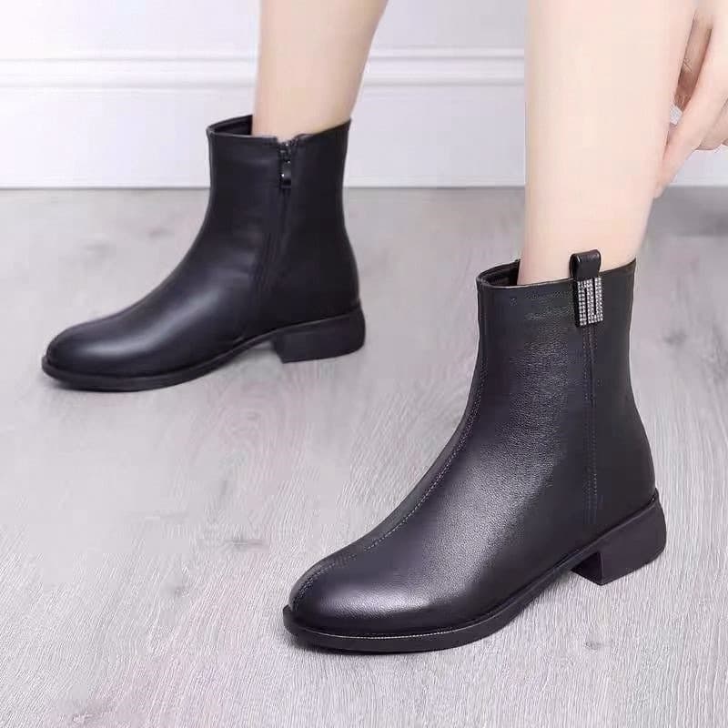 2025 Sapatos femininos moda botas femininas outono inverno novo estilo botas curtas femininas botas de algodão de salto