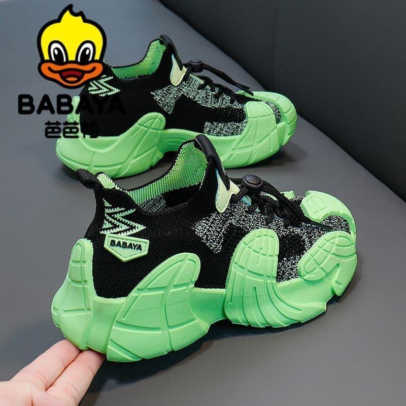 Baba pato meninos sapatos esportivos crianças sapatos 2026 verão novo estilo médio grande crianças sola macia voando mal