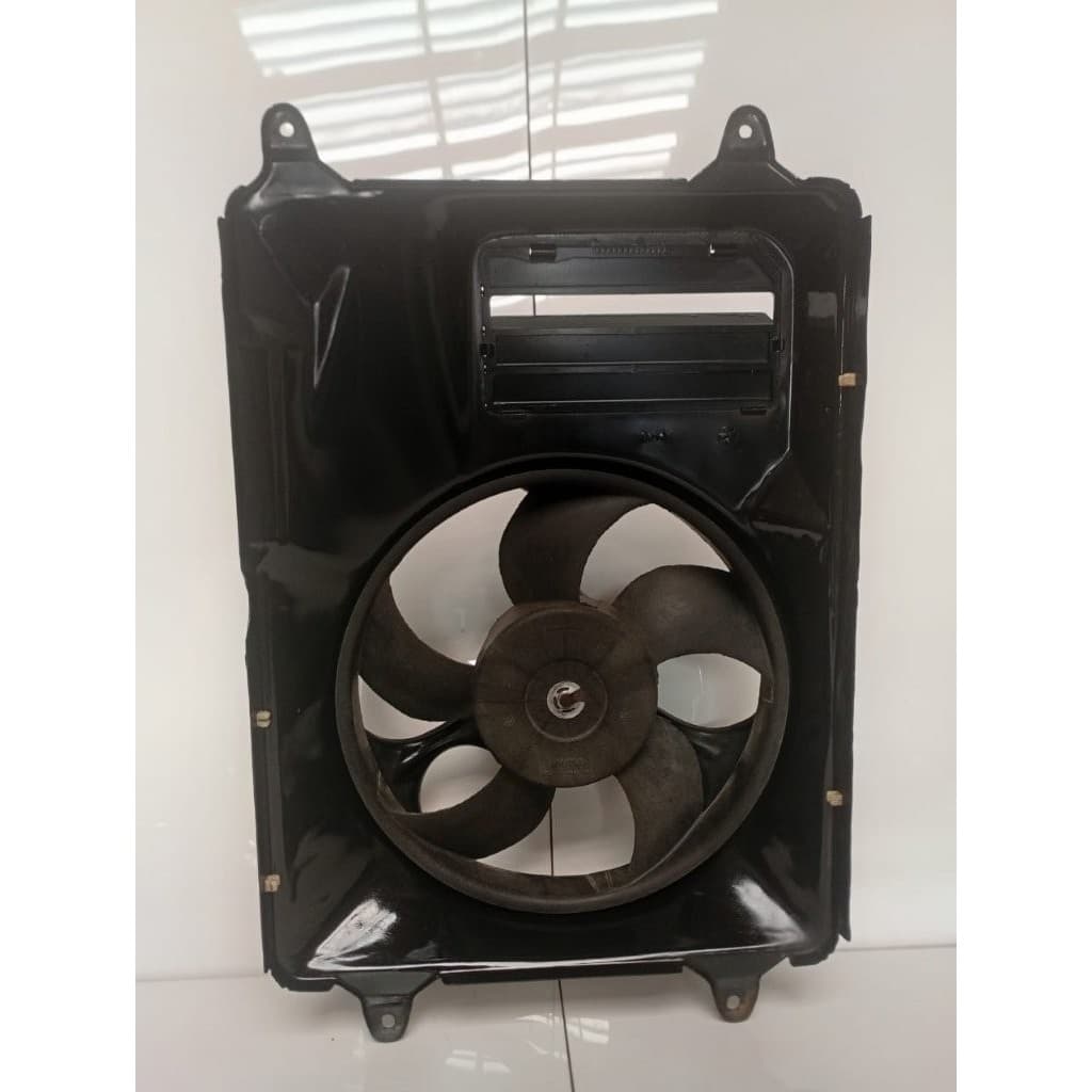 Defletor Ventoinha do Radiador Sem Ar Vw Gol Parati G2 Bola