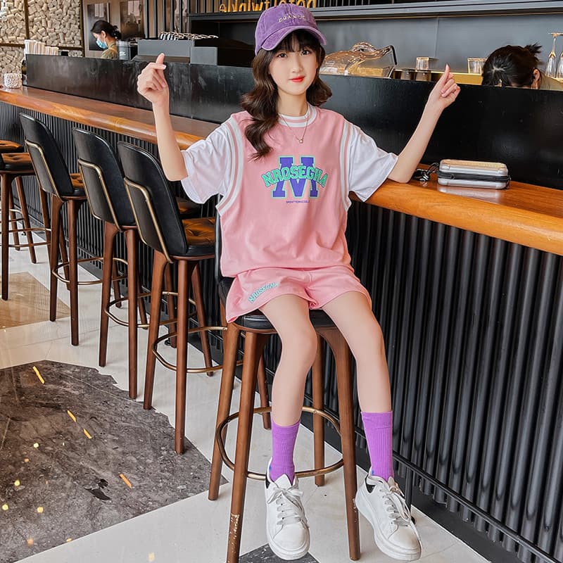 Influenciador meninas terno de verão 2022 moda novo estilo médio grande crianças roupas de verão meninas moda esportes t