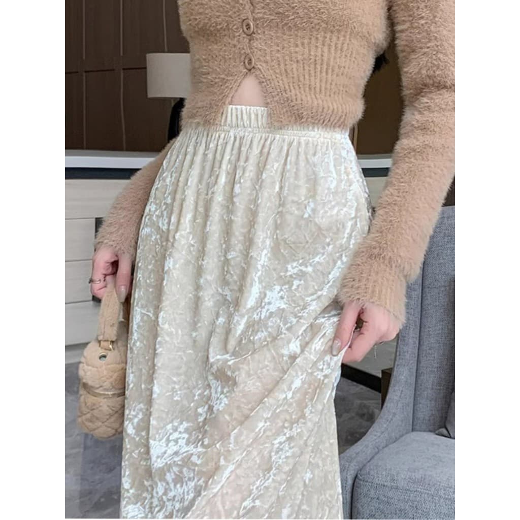 Saia de veludo dourado feminina verão 26 elástico cintura alta saia reta comprimento médio A linha saia Popular saia de