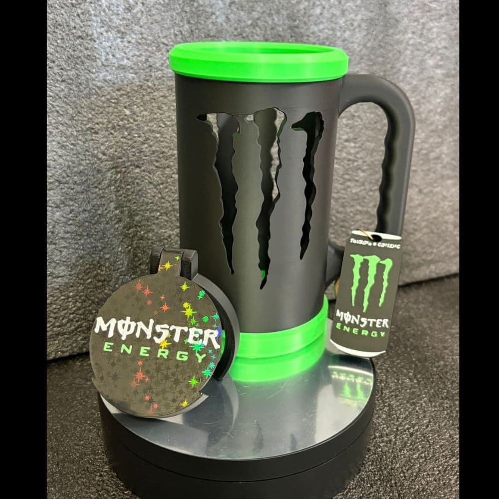 Kit Caneca Porta Lata Monster 3 em 1 | Copo + Tampa + Abridor | Presente Geek Gamer
