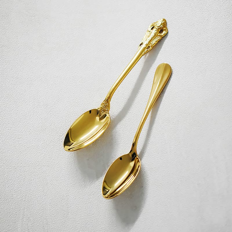 Colher de café de sobremesa requintada ouro estilo europeu pequeno luxo High-End restaurante criativo 304 aço inoxidável