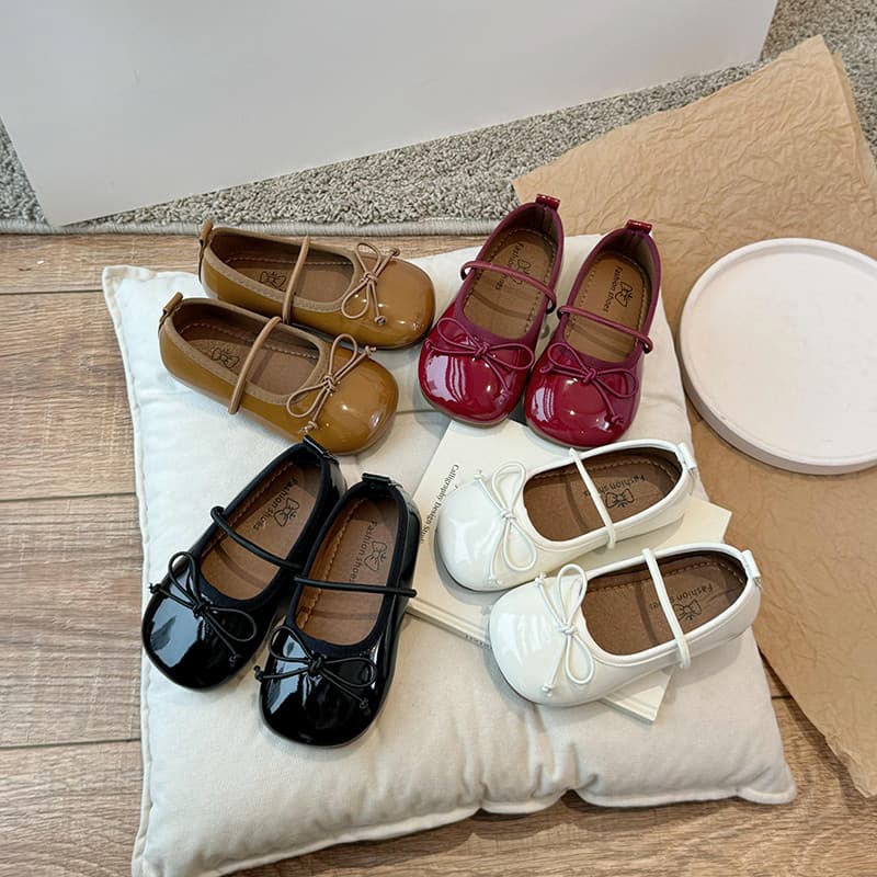 Meninas sapatos de couro 2025 primavera verão novo estilo sapatos infantis menina princesa sapatos de sola macia bebê er