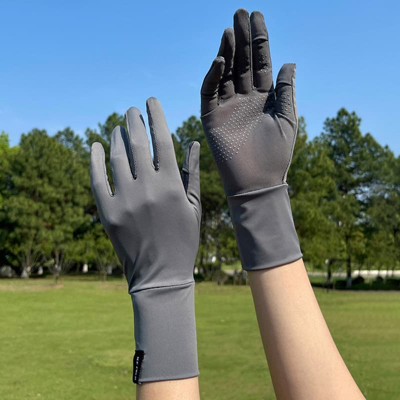 Luvas de proteção solar de verão em seda gelada, com design de tela sensível ao toque nas pontas dos dedos.