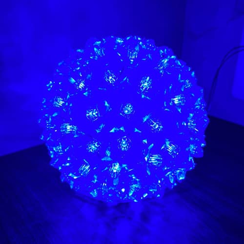 Lindo Globo Com 100 Lâmpadas Pisca Pisca Luz Azul LED