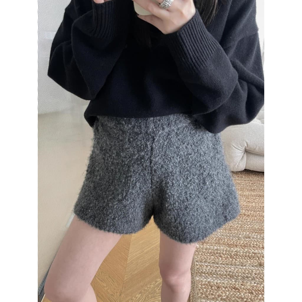 Cinza escuro cordeiro pelúcia Shorts feminino 2025 outono inverno novo estilo japonês Retro cintura alta mais magro olha
