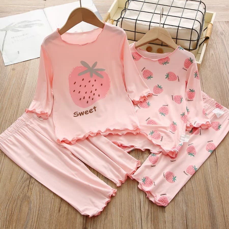 Conjunto De Pijama Infantil De Grife – Top Respirável De Manga Curta + Calça De Cintura Elástica | P Moderno