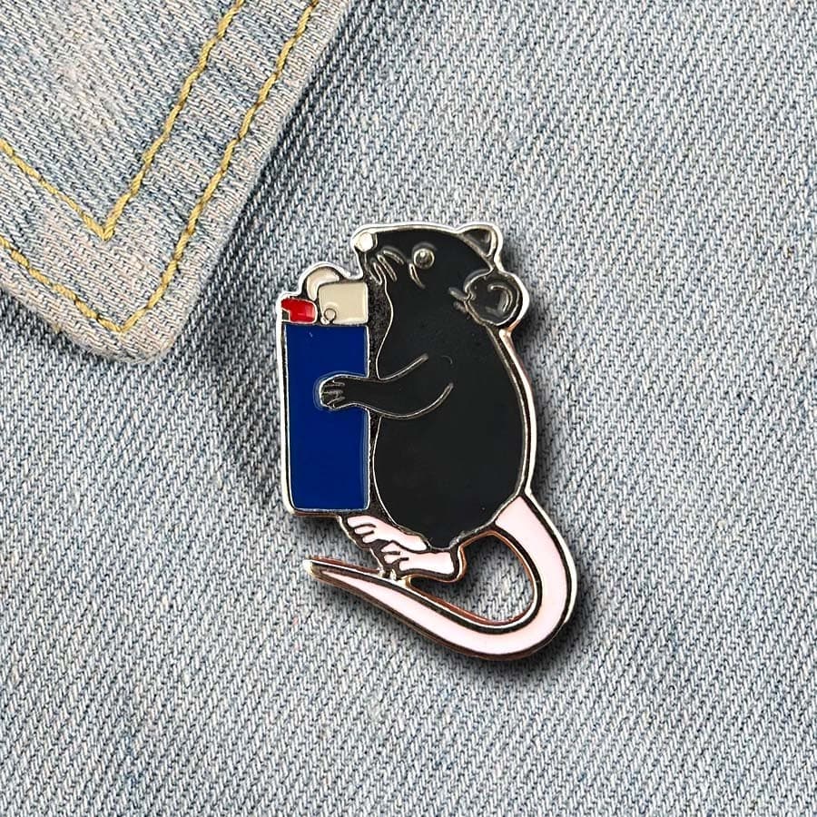 Pin Broche Rato Larápio de Isqueiro
