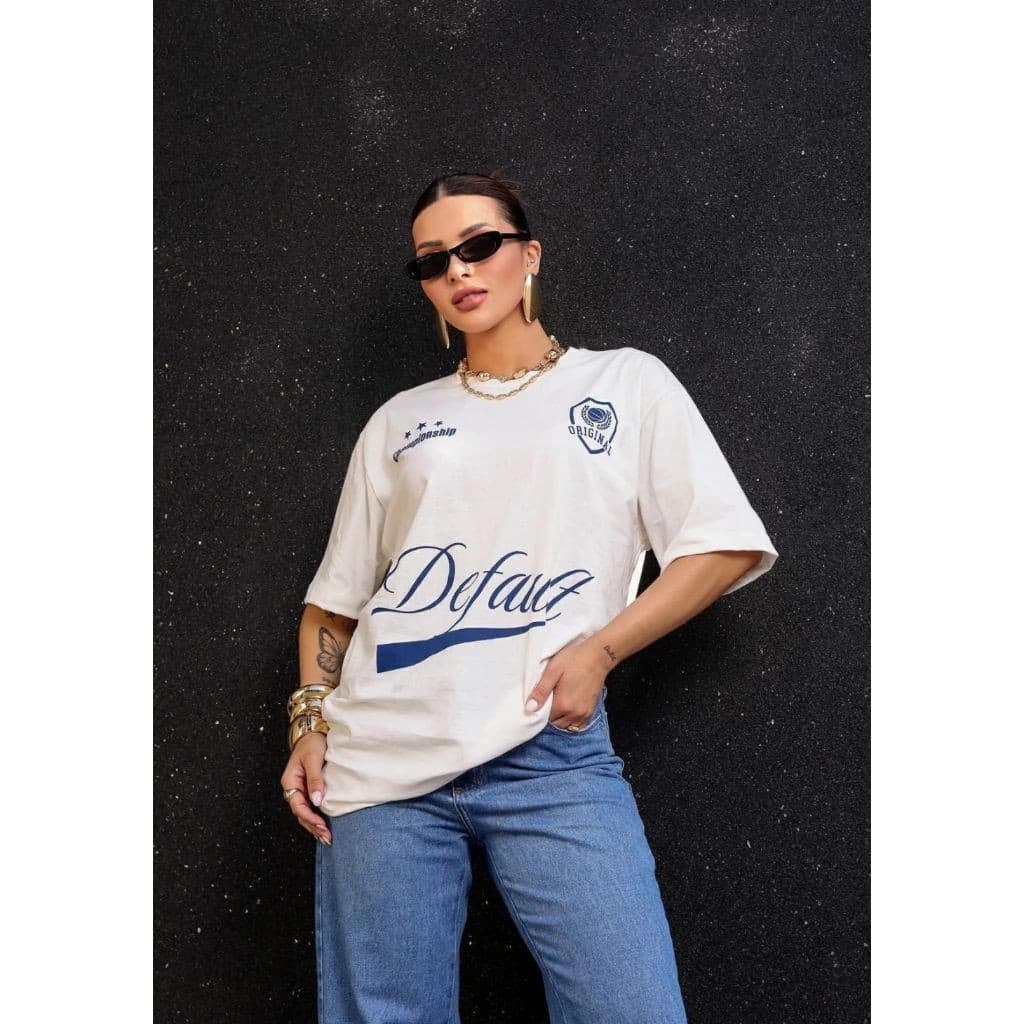 Camiseta Feminina Oversized Defaulz Casual Moderna Streetwear Confortável Tecido Macio