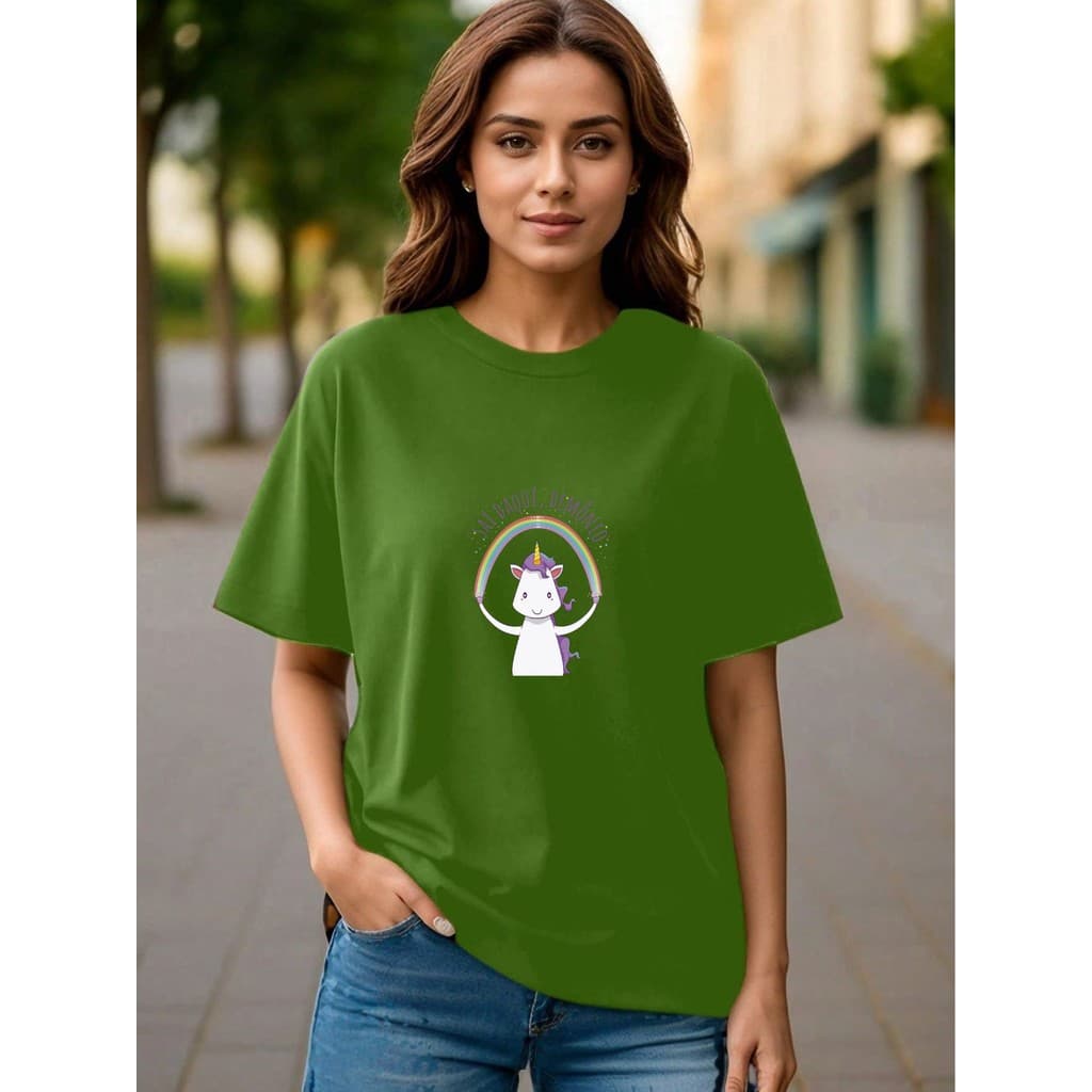 Camiseta feminina oversize estampada Sai daqui..