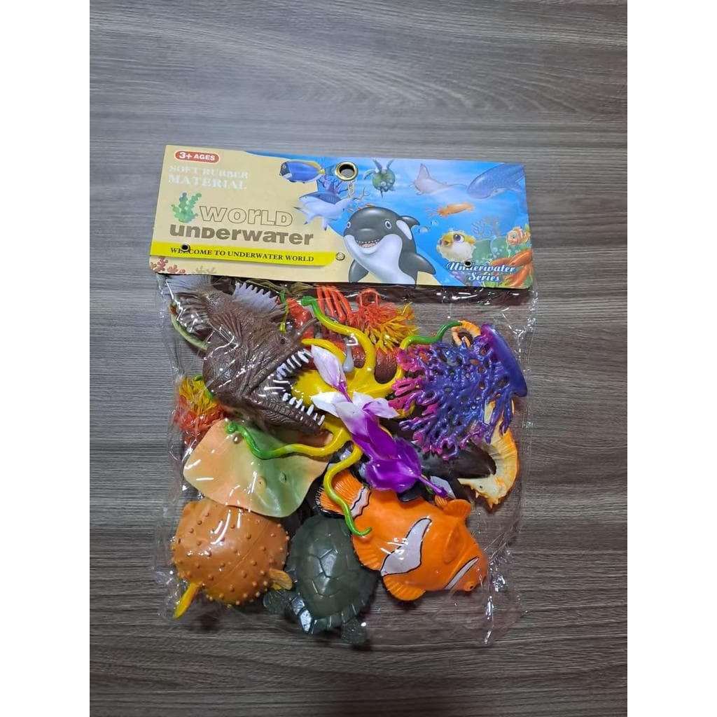 kit com 10 animais dos mares e 2 platinhas!
