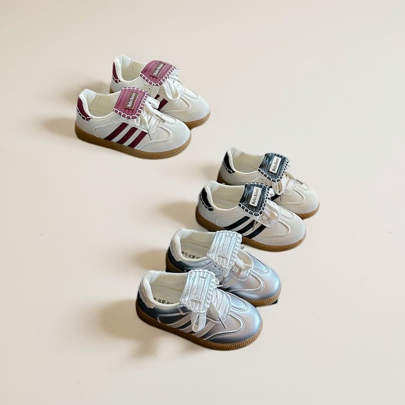 Crianças sapatos de treinamento alemão 2026 primavera novo estilo meninos sapatos esportivos tênis casuais meninas sapat