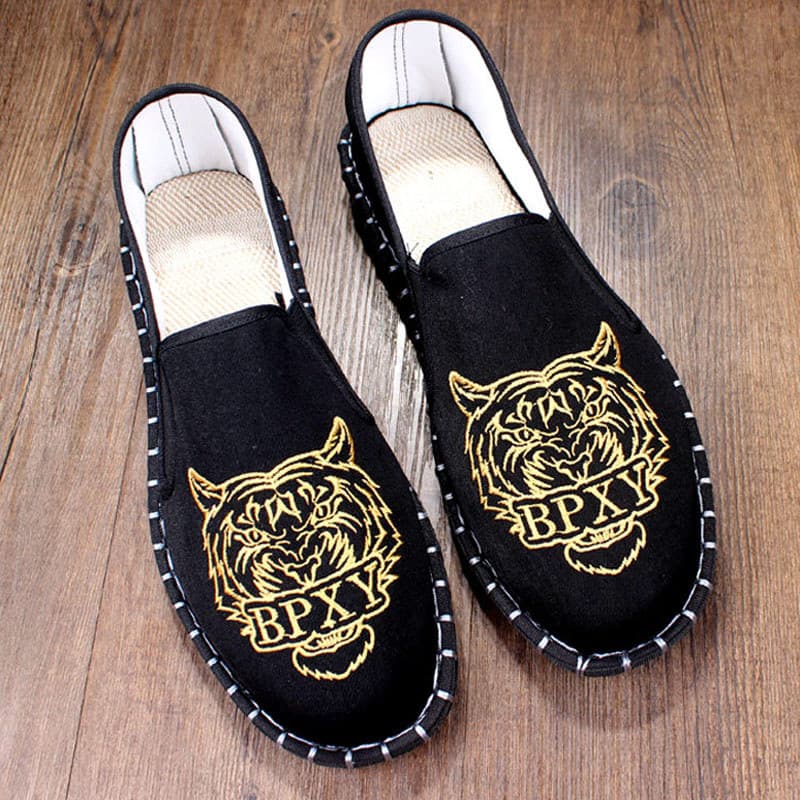 Velho pequim sapatos de pano masculino estilo chinês bordado espírito Social cara deslizamento-em sapatos casuais resist
