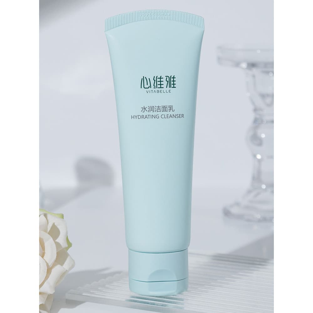Unlimited Heart Via Limpador Hidratante Sem Espuma Hidratante Hidratante Limpador Facial Não Oleoso 125g
