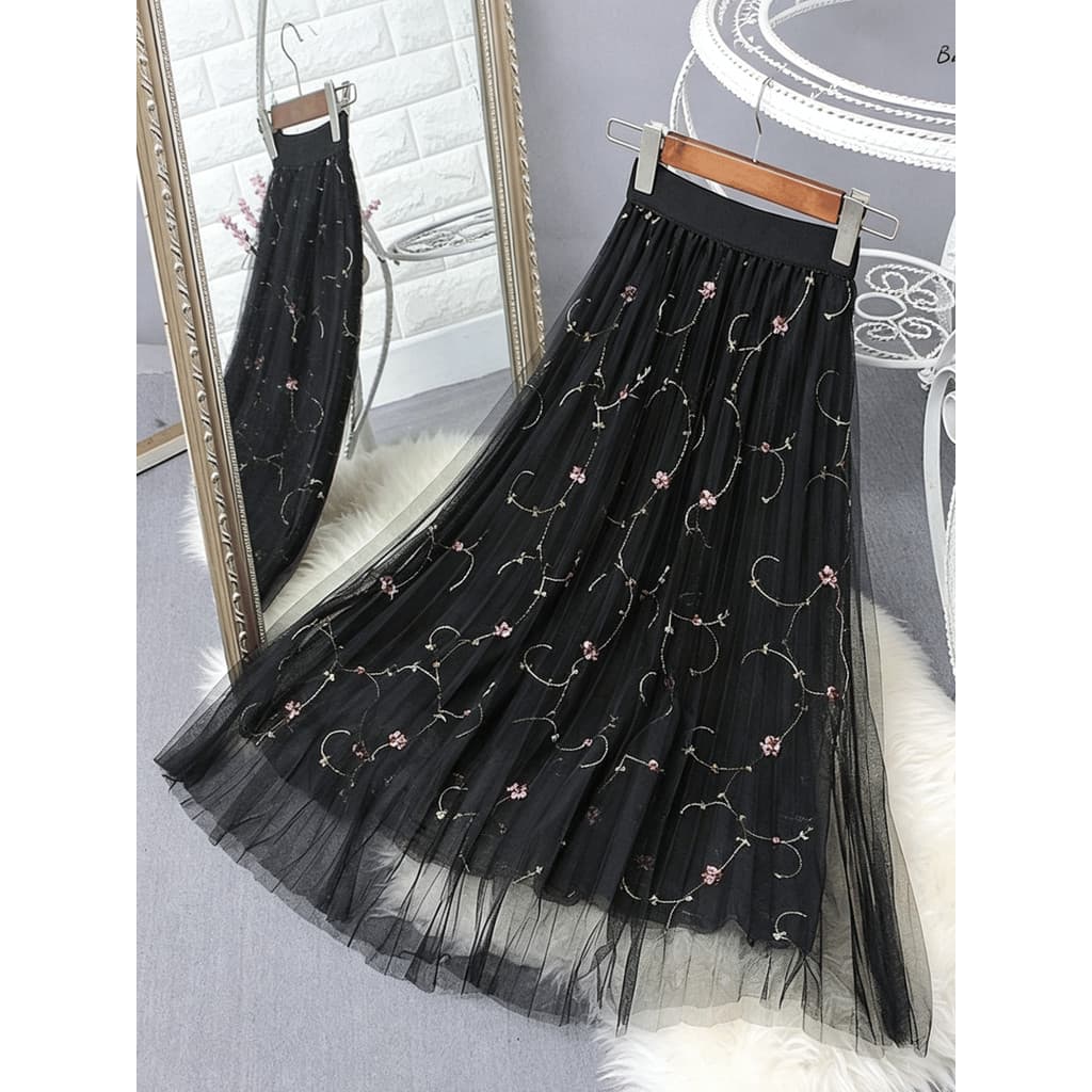 Saia midi de malha bordada, leve e elegante para primavera e verão