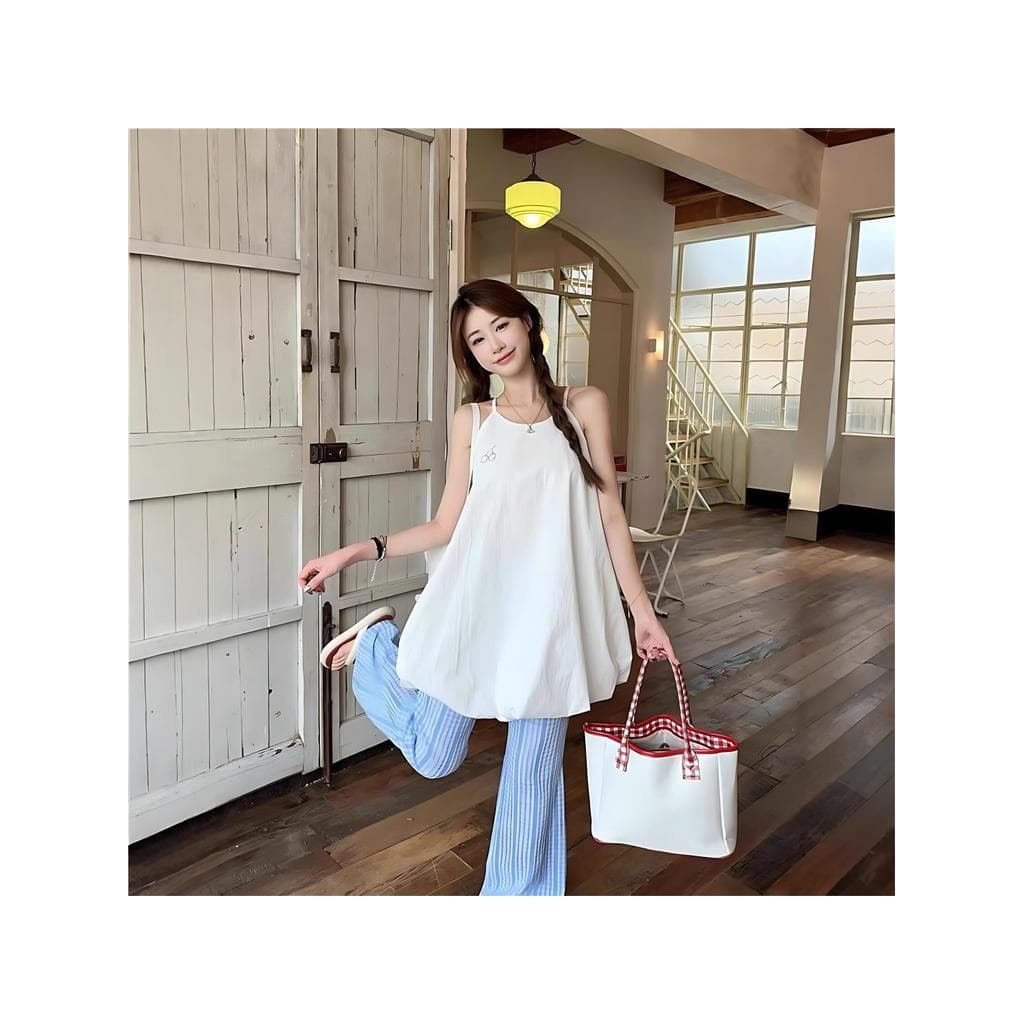 Moda branca Bud saia estilingue vestido feminino verão novo estilo solto mais magro olhar pernas longas moda All-Match s