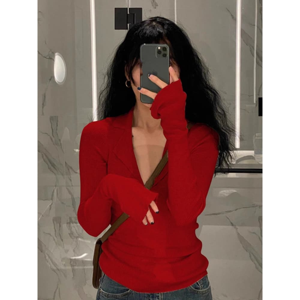 Vermelho ano novo com decote em v clavícula camisola feminina outono novo estilo de cintura estreita camisa de fundo int