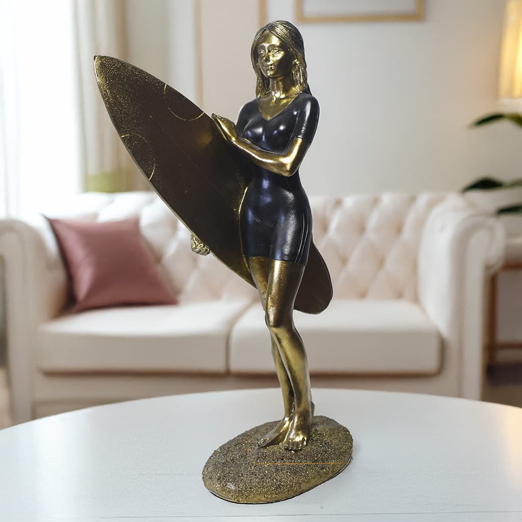 Escultura Surfista Feminina com Prancha em Resina – Decoração Moderna