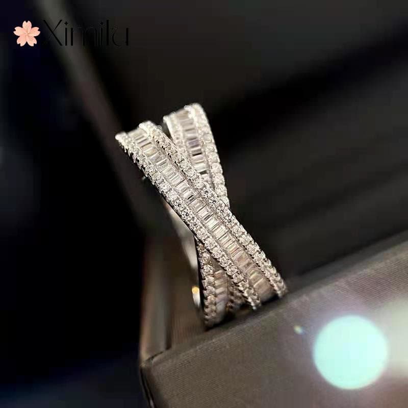 ⭐ Nicho Original Design clássico aberto Micro-incrustado cruz anel de prata feminino luz jóias de luxo