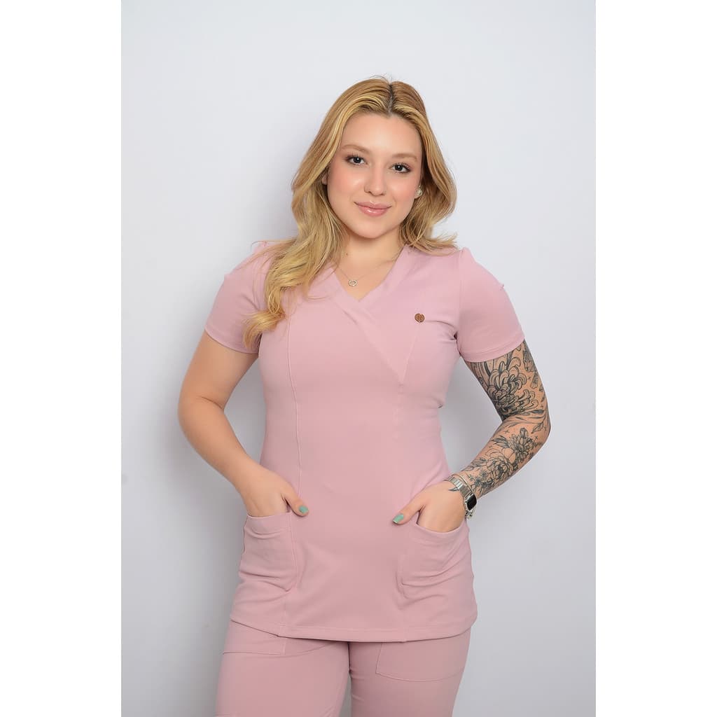 Conjunto Scrub Pijama Cirúrgico Verona Quartzo Rosa Toque geladinho Poliamida  Elastano