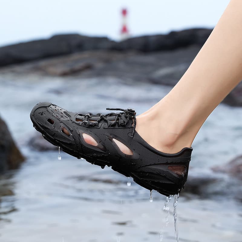 Sandálias de vadear masculinas verão exterior Wear respirável geléia Toe-coberto buraco sapatos casuais antiderrapante p