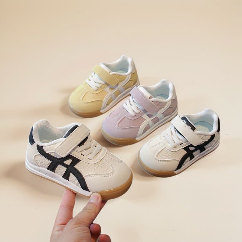 Meninas meninas sapatos esportivos 2026 primavera outono novo estilo crianças sapatos casuais de sola macia médio grande