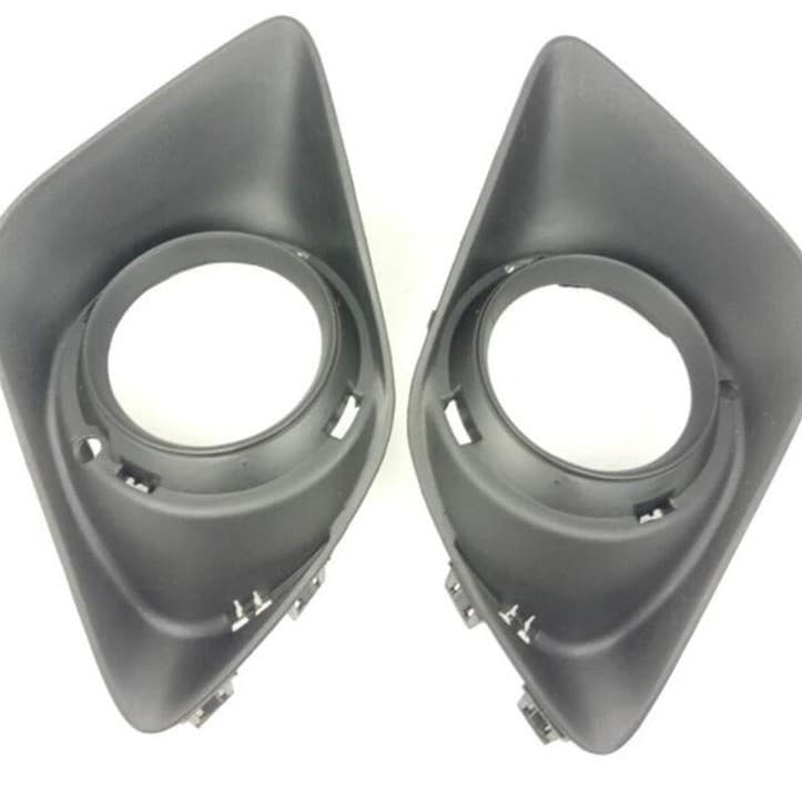 Adequado para modelos Mitsubishi ASX 2010-12, capa decorativa da moldura do farol de neblina do para-choque dianteiro.