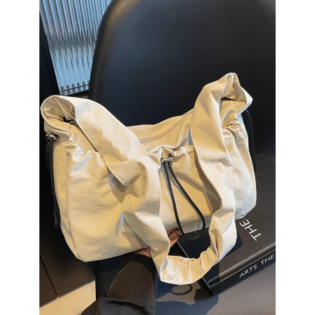 Bolsa de lona de náilon nicho Design na moda coreano Casual mochila sacola All-Match ombro saco do mensageiro saco espor