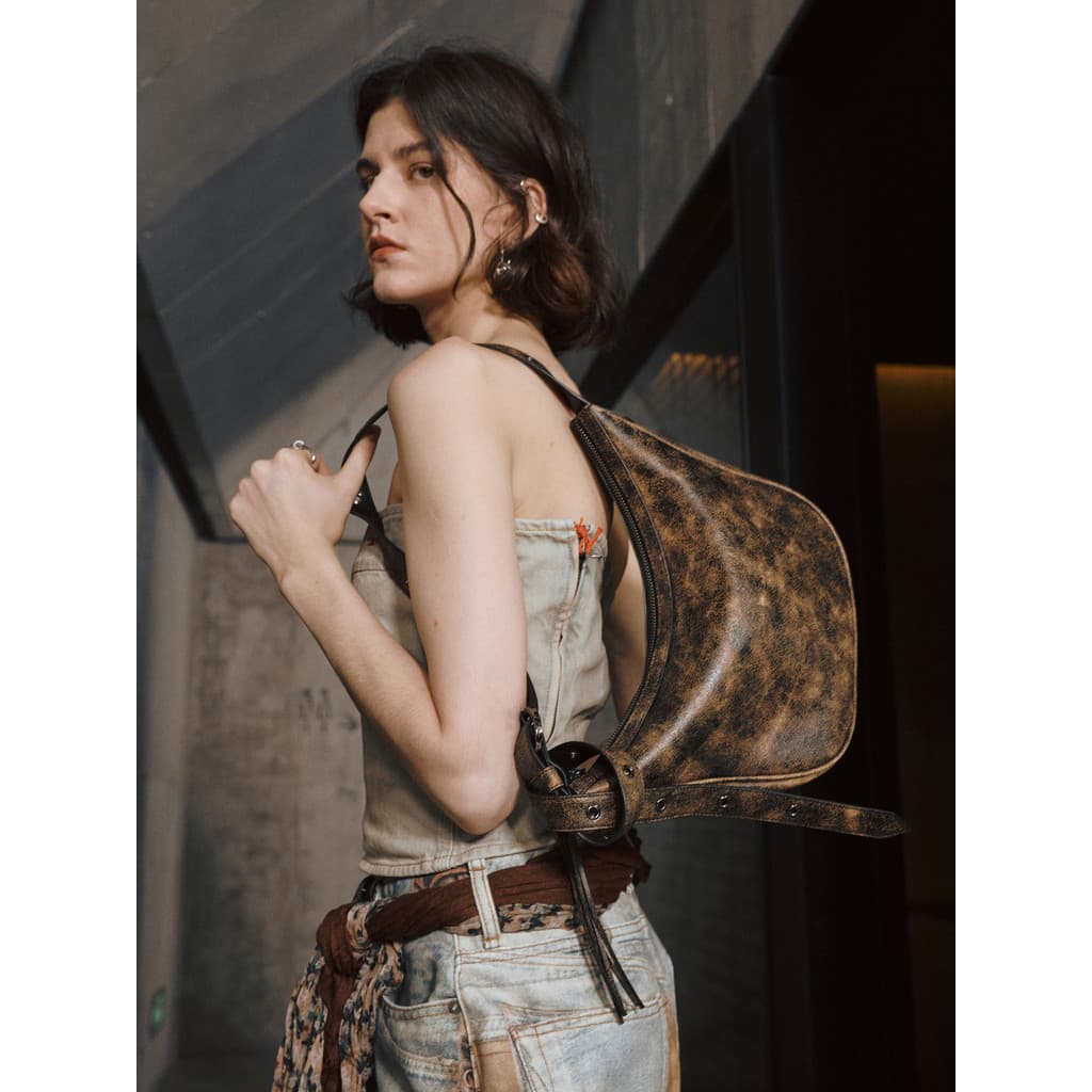 INJOYLIFE Bolsa de sela com borla, bolsa mensageiro de ombro de couro, bolsa crescente, bolsa feminina de nicho de viage
