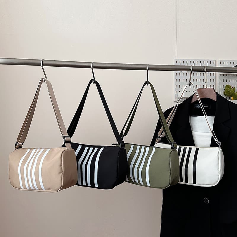 Bolsa feminina de Nylon listrada de grande capacidade bolsa mensageiro estilo esportivo bolsa mensageiro de dança de rua