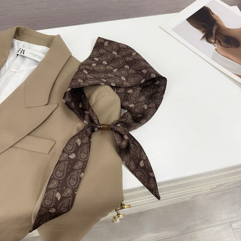 Primavera novo estilo pequeno lenço de seda gravata pescoço High-End triângulo cachecol estilo fino combinando camisa te